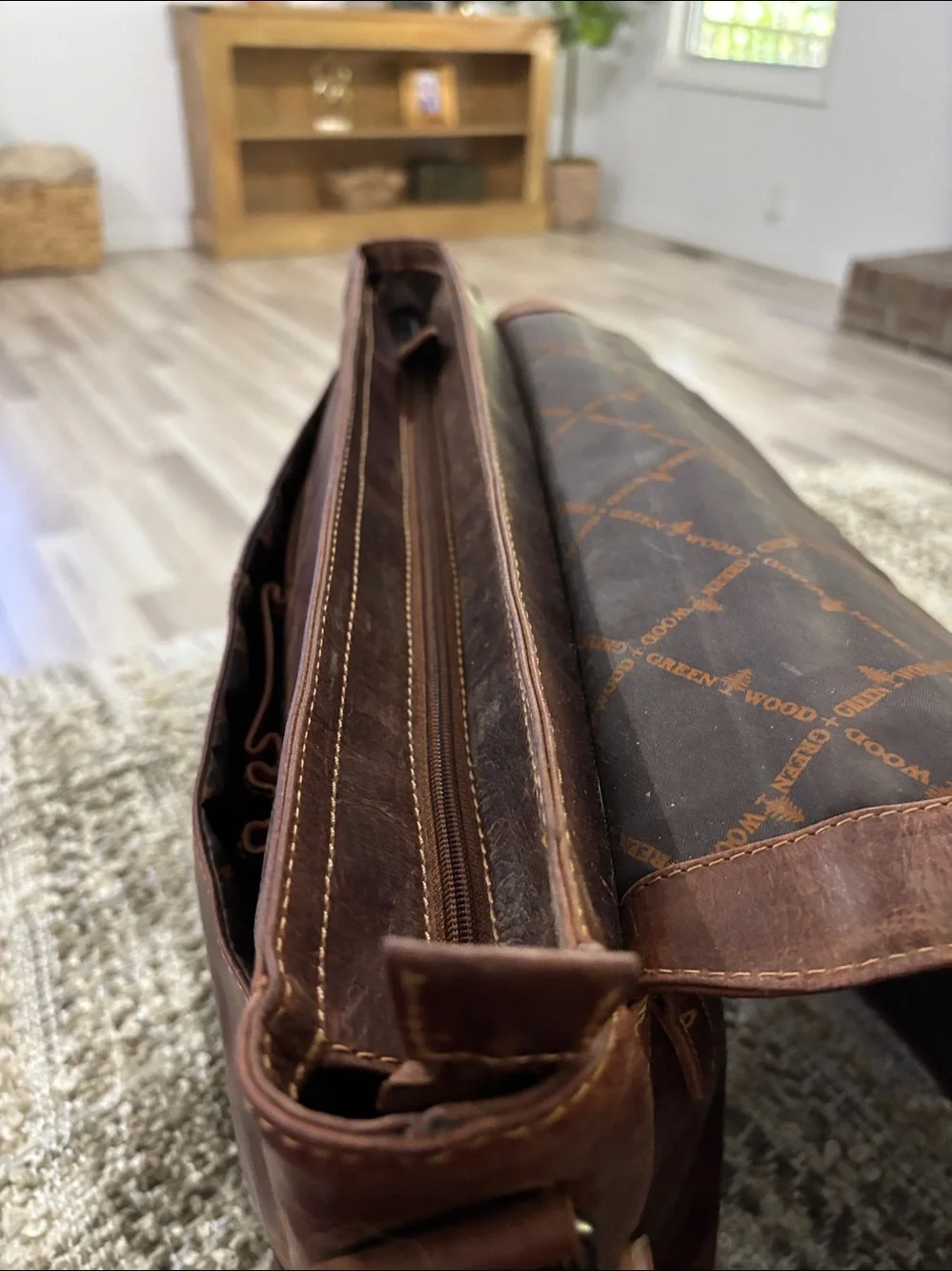 Green Wood Australia Brown Leather Messenger Classic Men’s Crossbody Bag
